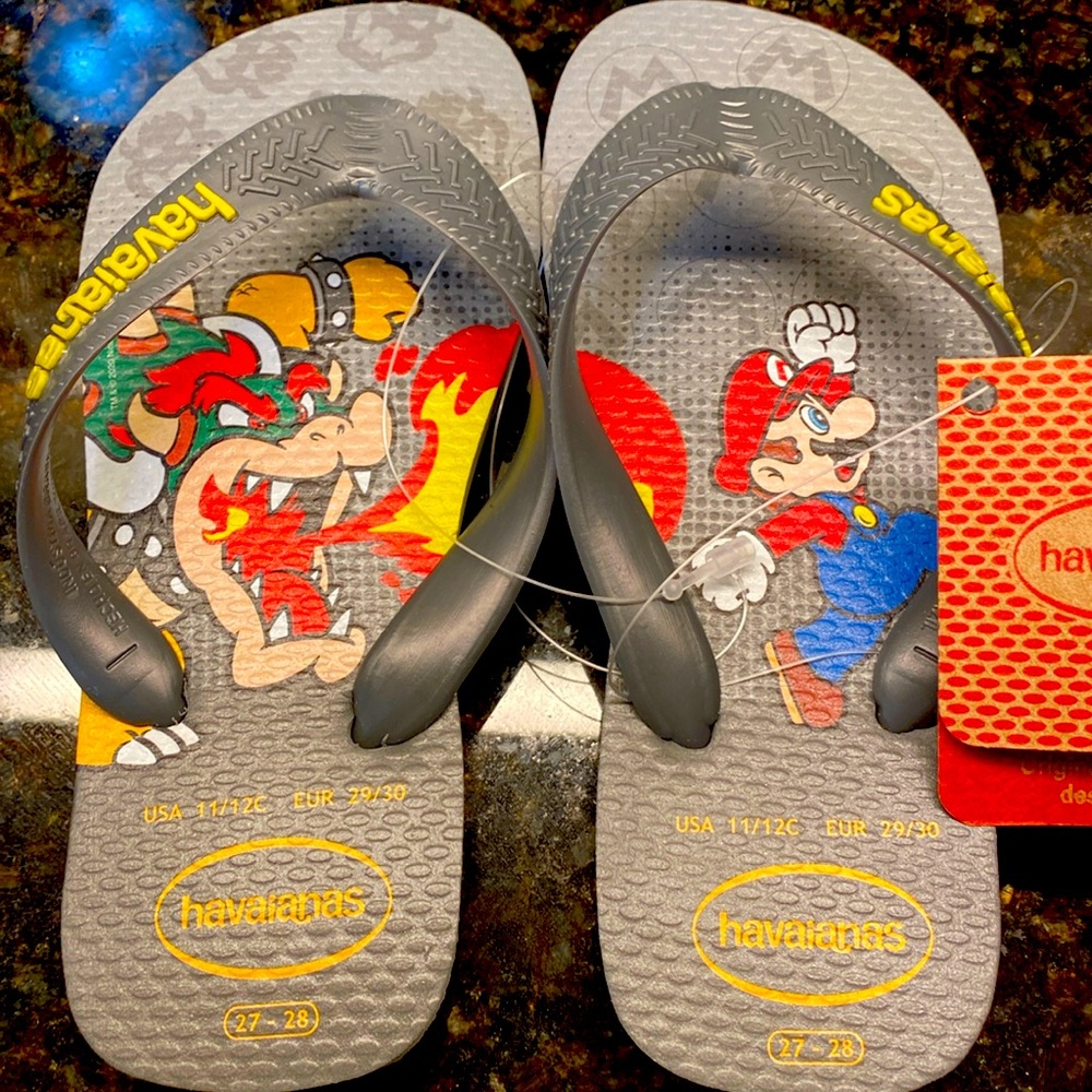Havaianas Super Mario Design
